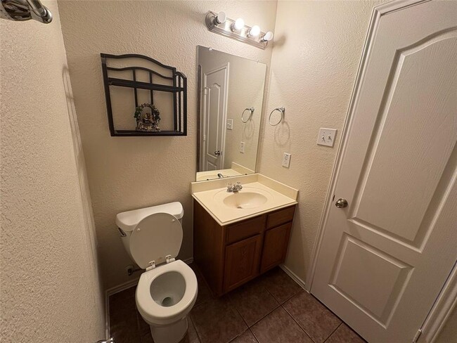Building Photo - 21507 Rose Mill Dr
