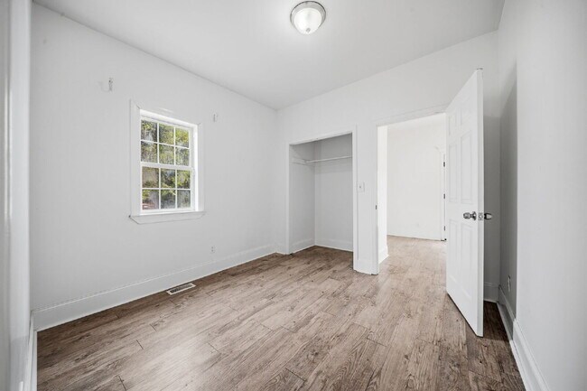 Building Photo - 1109 Orange St