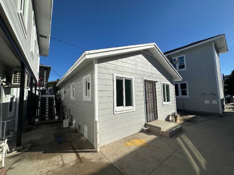 Building Photo - 1443 Linden Ave