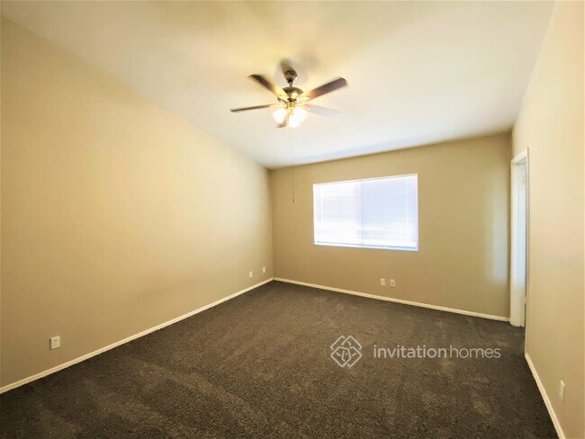 Building Photo - 1109 N Alder Ct