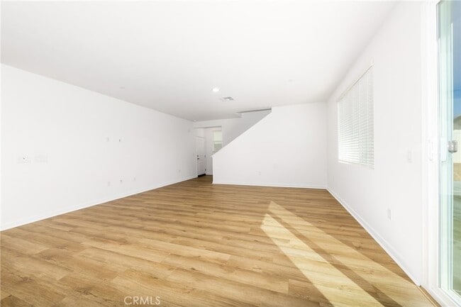 Building Photo - 1878 Sequoia Pl