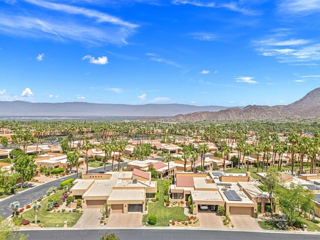 Building Photo - 73416 Mariposa Dr