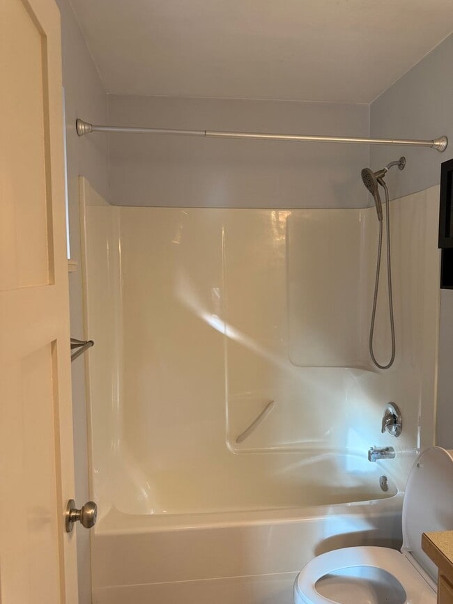 Building Photo - A Lovely Westside Single Family Home in the Desirable Valley West Subdivision