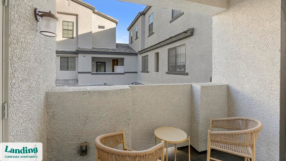 Building Photo - 9242 W Russell Rd