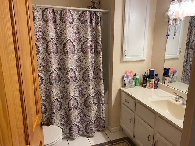 Full bath - 10704 11th Ave N
