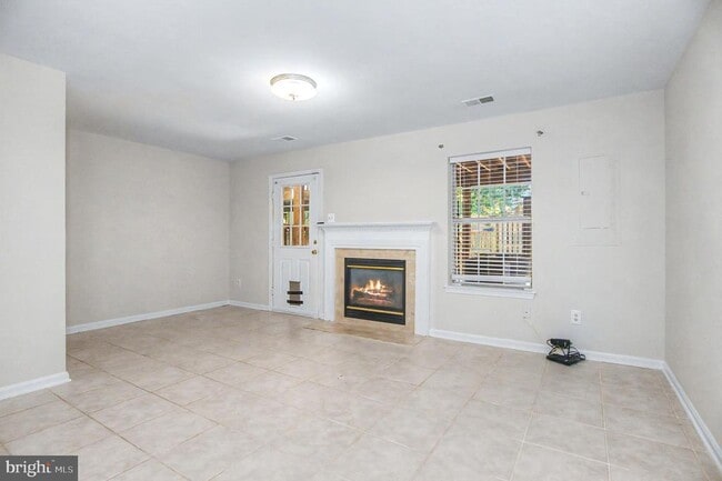 Building Photo - 45527 Grand Central Sq