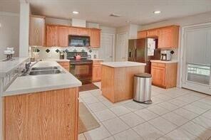 Building Photo - 26 Prairie Oak Dr