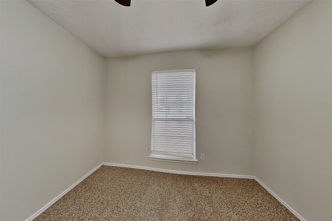 Building Photo - 19111 Ruble Dr