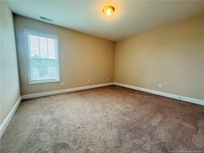 Building Photo - 38 Quatrefoil Ct