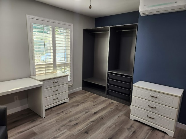 Building Photo - 3207 E Juniper Ave