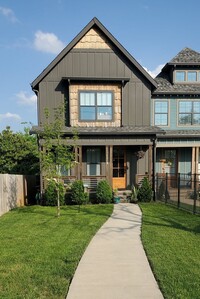 Building Photo - Spacious 4-Bedroom Home in Prime Location