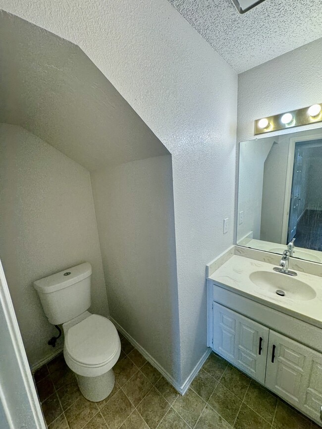 Building Photo - 3721 Smartt St