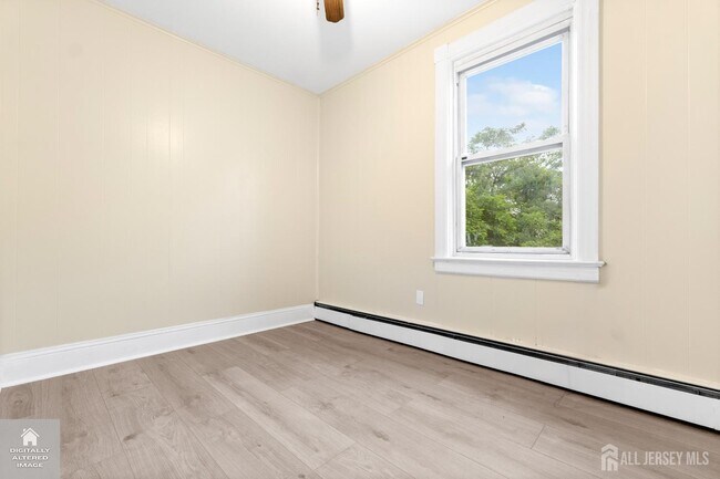 Building Photo - 446 Baker Pl