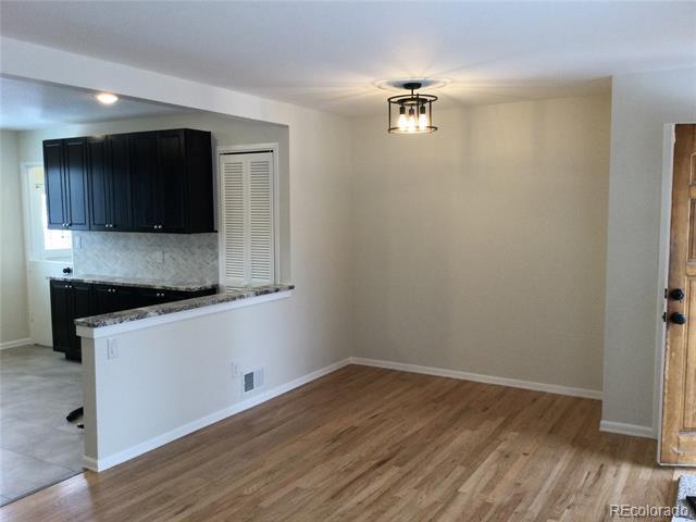 Building Photo - 1884 S Reed Ct