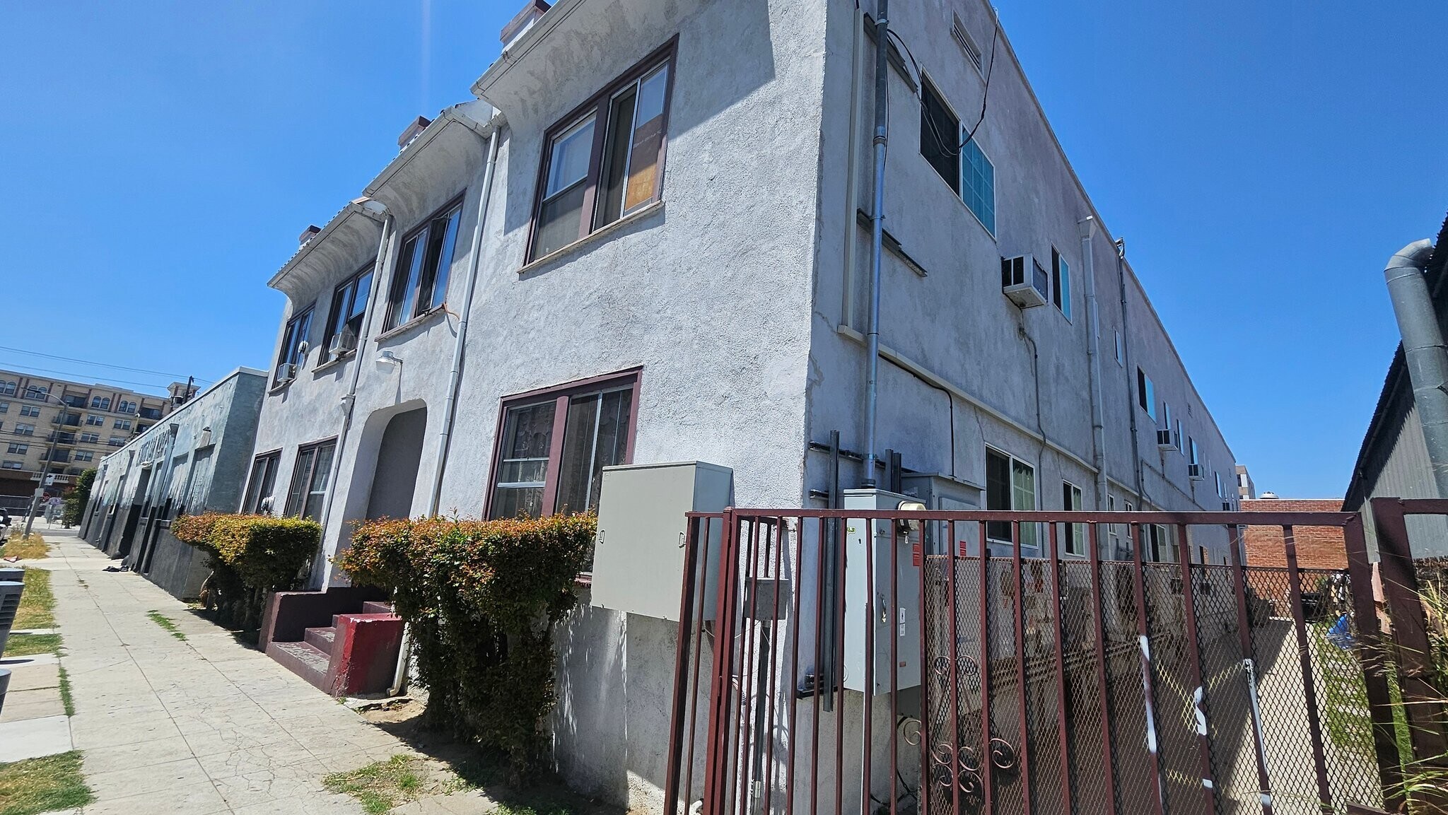 Building Photo - 239 W 25th St