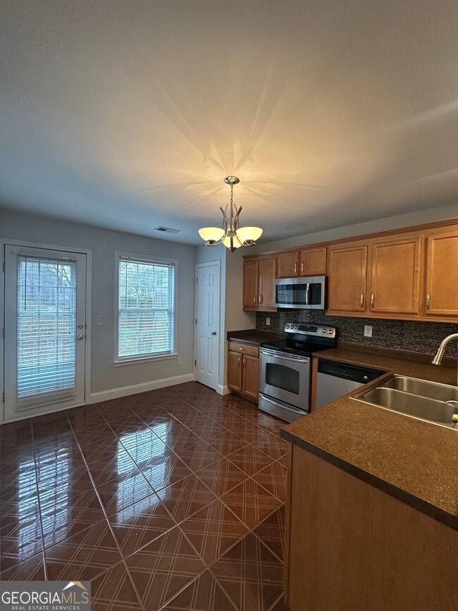 Building Photo - 508 Jaclyn Cir