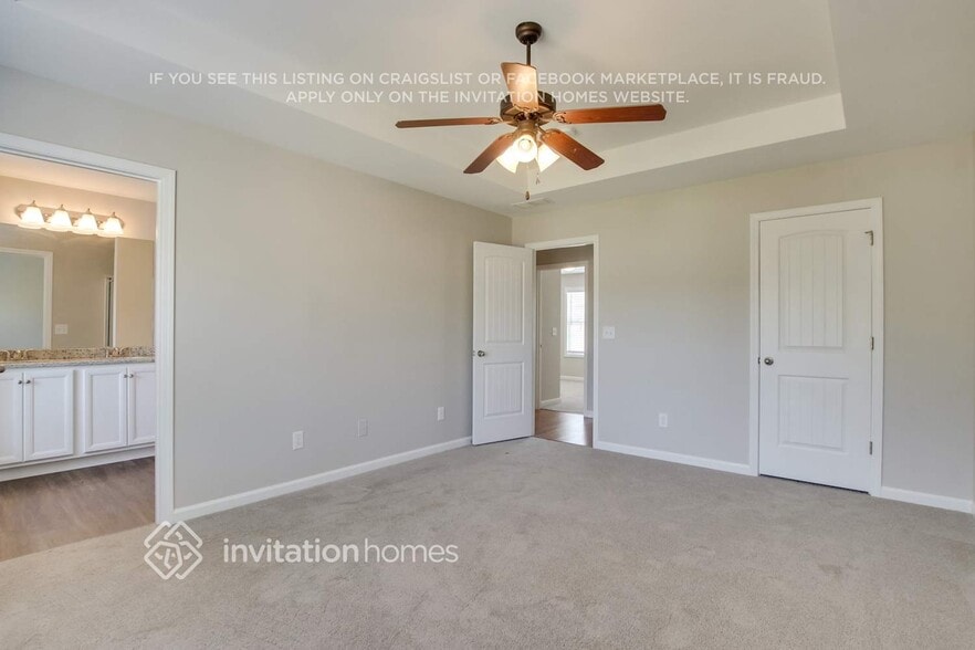 Building Photo - 103 Hollyhock Ln