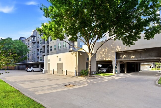 Building Photo - 1010 Rosine St