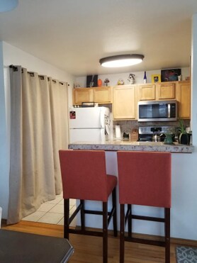 Kitchen - 6303 Colony Cir