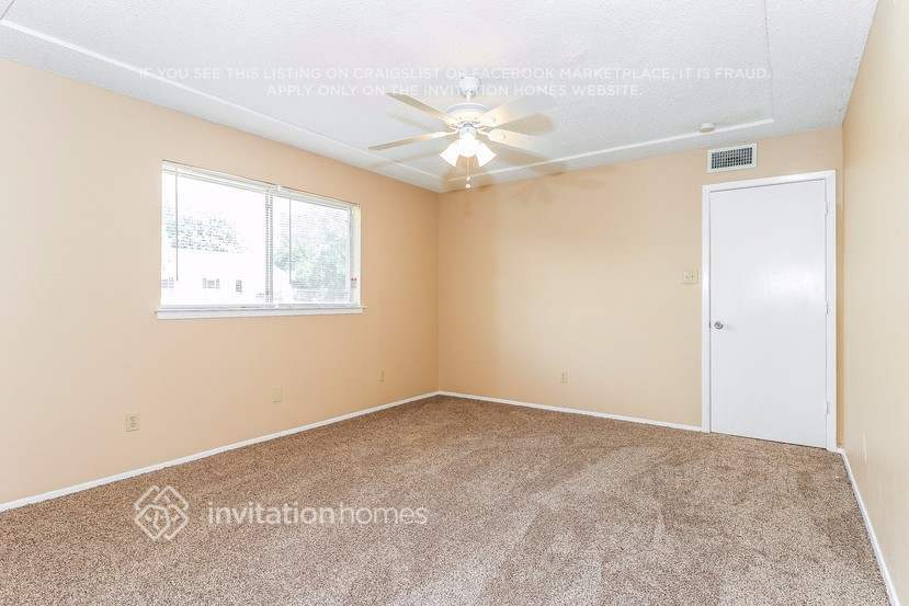 Building Photo - 3809 Wooddale Ct
