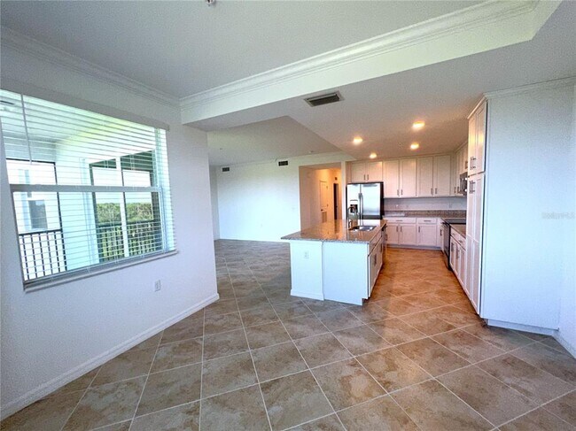 Building Photo - 14041 Heritage Landing Blvd
