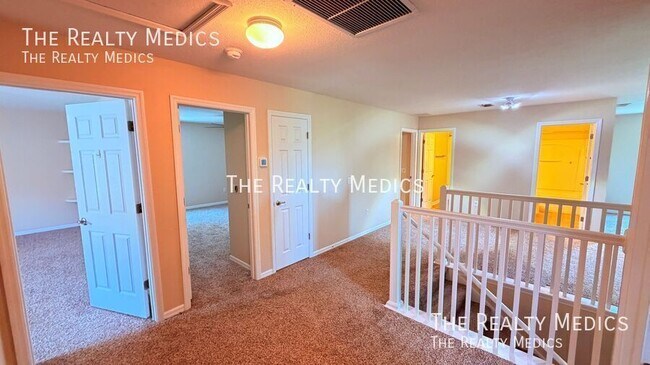 Building Photo - 10263 Malpas Point