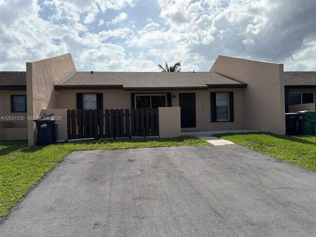 Building Photo - 11760 SW 123rd Ave