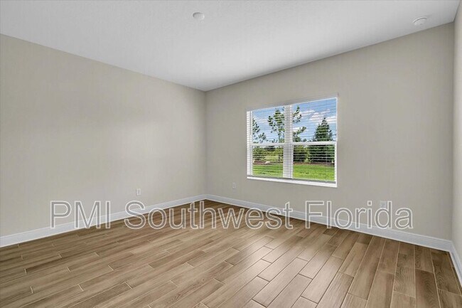 Building Photo - 18018 Franklin Park Ct