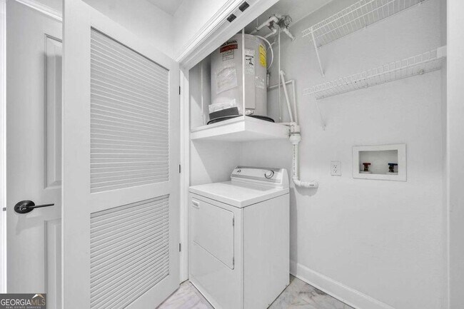 Building Photo - 3445 N Stratford Rd NE