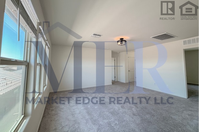 Building Photo - 4Bed/3Bath Home at I10/Wilmot Rd! $199 MOV...