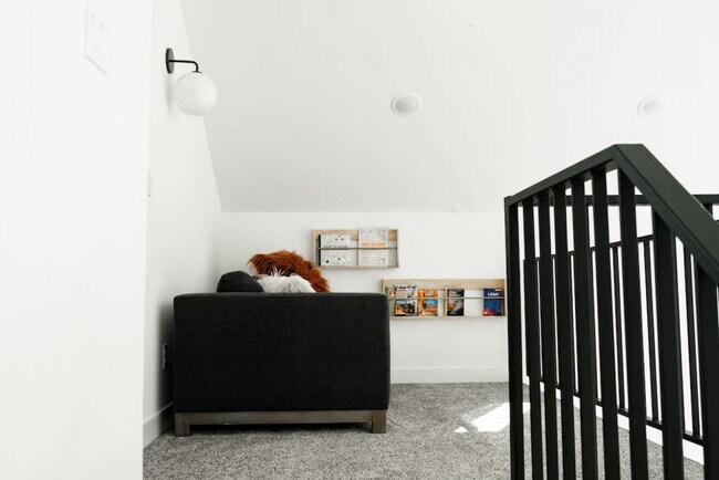 Building Photo - 2387 2500 E