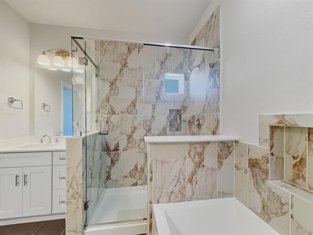 Building Photo - 5704 Woodlands Dr