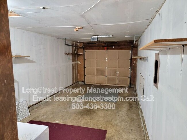 Building Photo - 2029 NW Arthur Pl