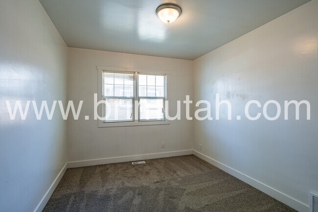 Building Photo - 1189-1191 S 1100 E