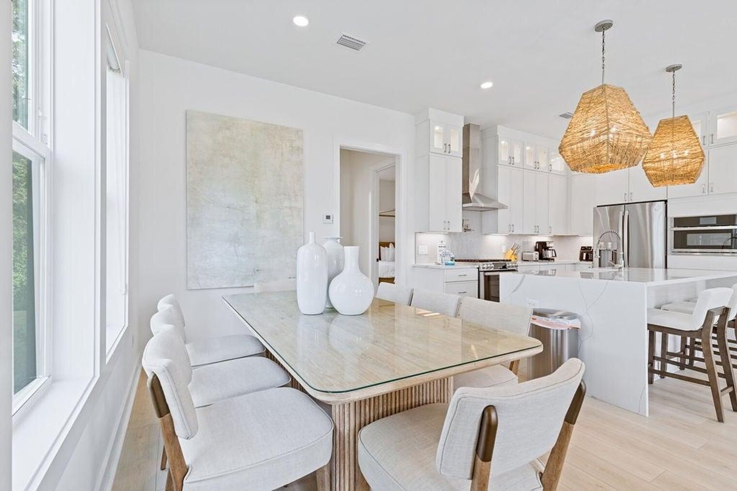 Building Photo - 68 Sarah St