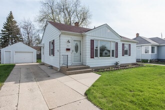Building Photo - 1915 31st St