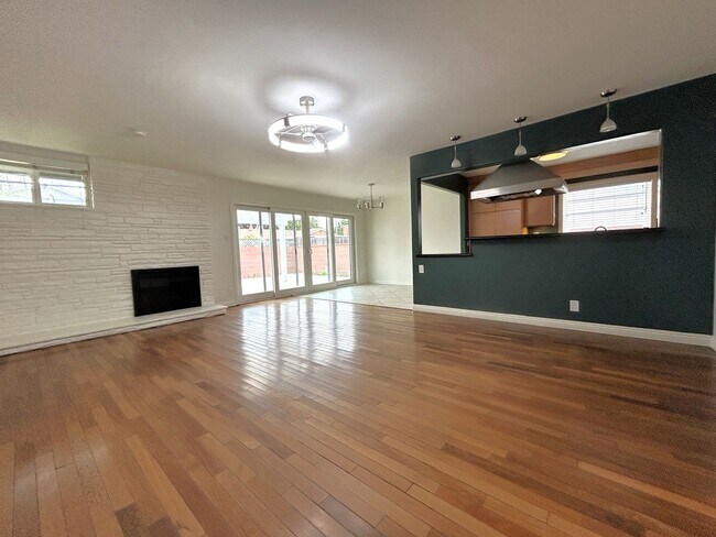 Building Photo - SAN MARINO DR  BUENA PARK, 90620  (4 BED / 2 BATH)