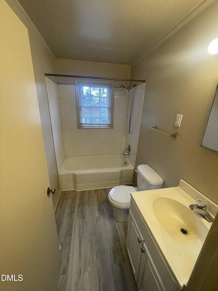 Building Photo - 429 Rose Ln