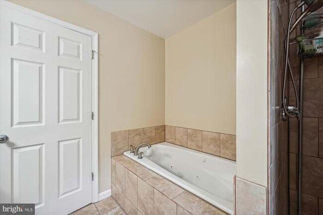 Building Photo - 11519 Shearwater Dr