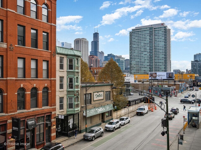 Building Photo - 520 N Halsted St