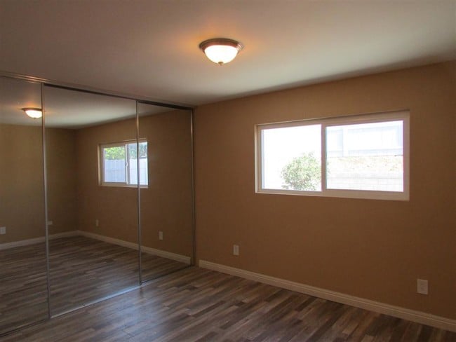 Building Photo - 8050 Columbus St