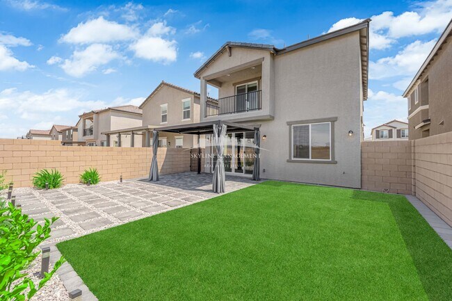 Building Photo - 4066 Painted Lady Ave