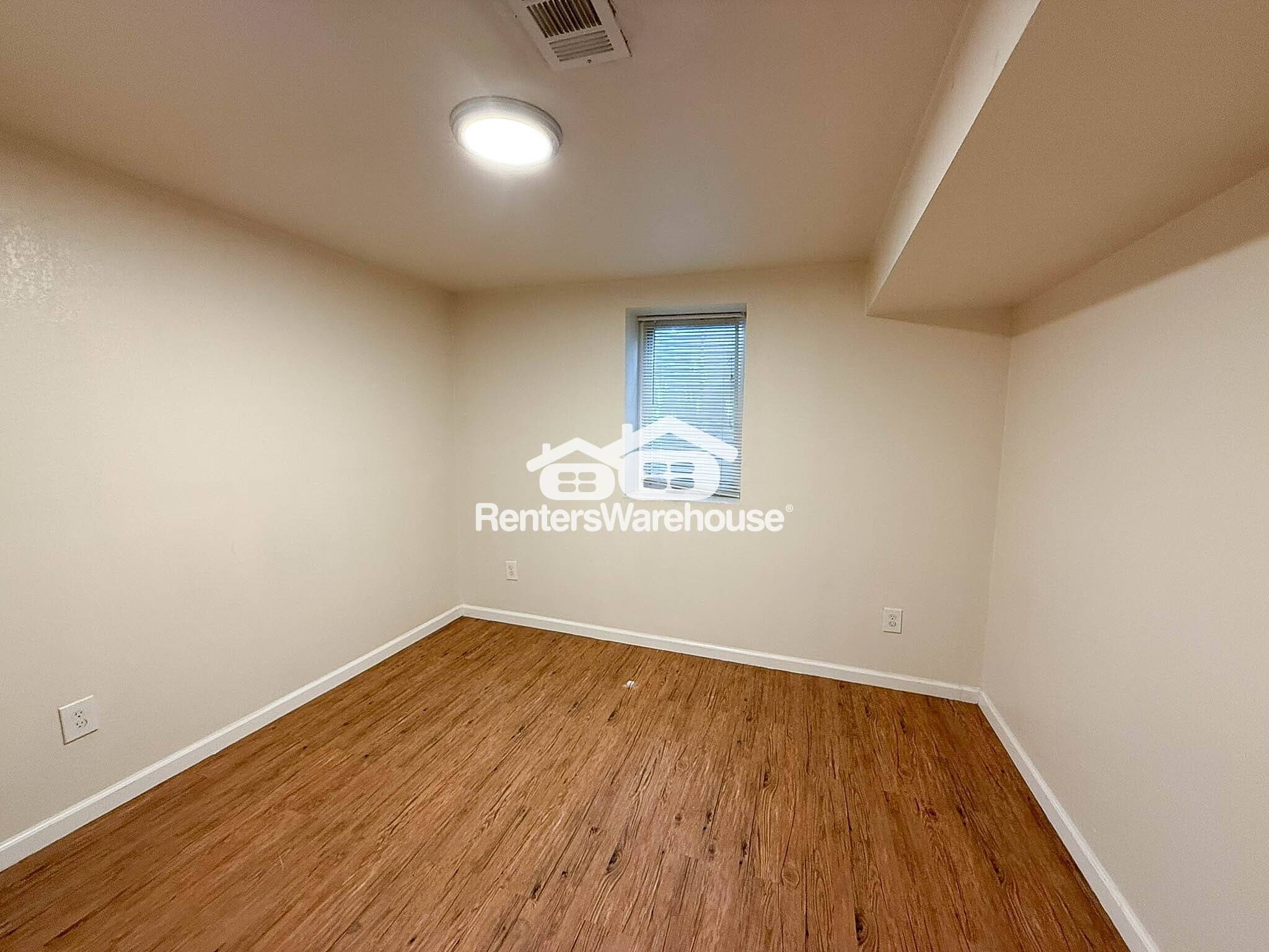 Building Photo - 10699 Carrol Ln