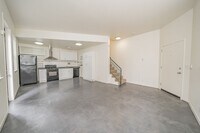 Building Photo - 3930 Shafter Ave