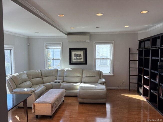 Building Photo - 176 Garfield Ave