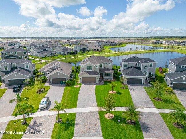 Building Photo - 3233 Casare Dr