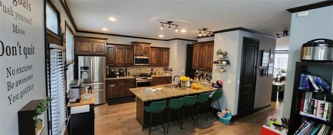 Building Photo - 5583 Julian Pl