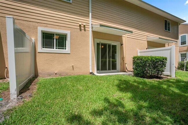 Building Photo - 2161 Cypress Villas Dr