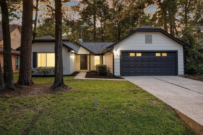 Building Photo - 6 Spurwood Ct