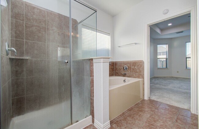 Building Photo - 22314 Mosshall Ct